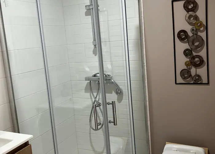 Et Sdb Avec Entree Privative منزل للإقامة *